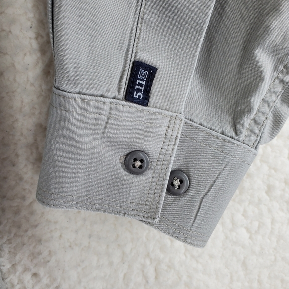 5.11 Tactical Canvas Shirt Men XL Beige Khaki Cargo Conceal Pocket Button Up NRA - Picture 10 of 13